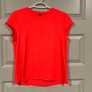 KYODAN Bright, soft & stretchy Athletic T Shirt size small